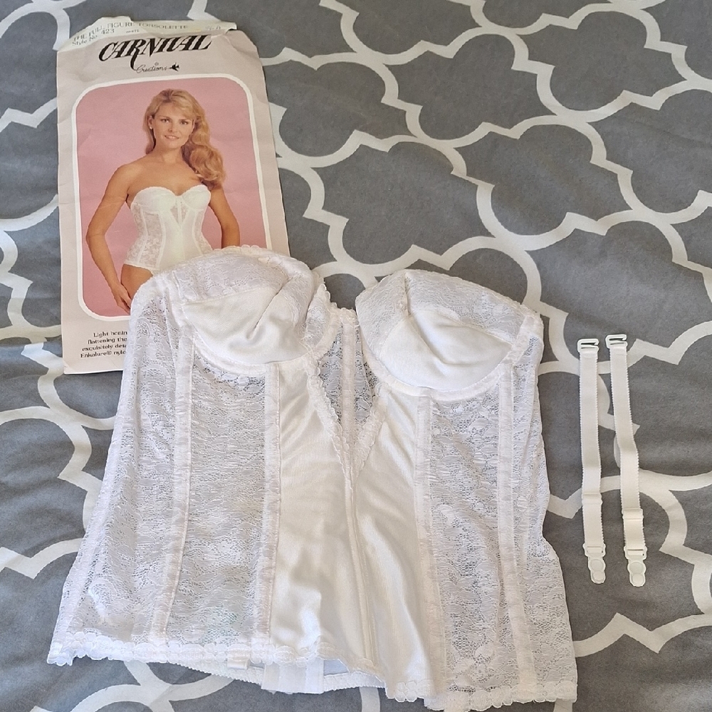 White Lace Bustier with Straps
